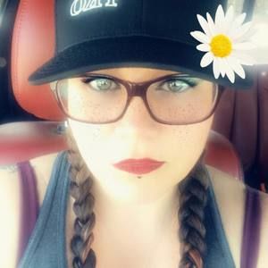 Meet your Posher, Candice